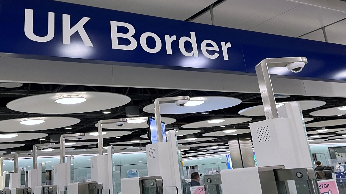 UK sees record surge in US applications for citizenship and residency, data shows