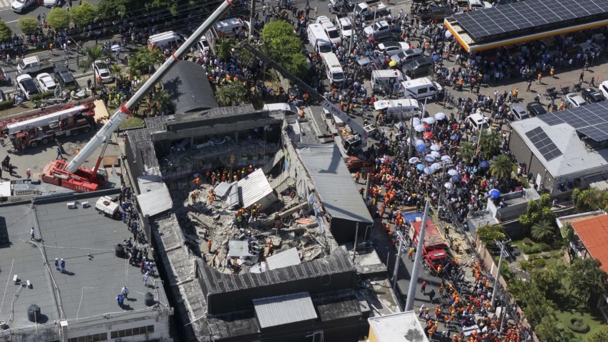 A view of the Jet Set nightclub after its roof collapsed during a concert in Santo Domingo, Dominican Republic. AP A view of the Jet Set nightclub after its roof collapsed during a concert in Santo Domingo, Dominican Republic. AP