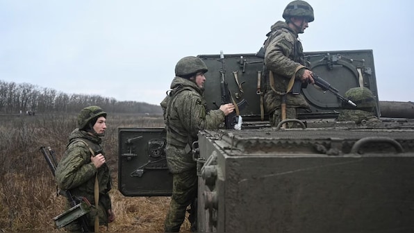 Russia used 'Easter truce' to improve frontline positions, says Ukraine