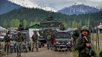 As tensions rise between India and Pakistan in the aftermath of Pahalgam attack, a false post ‘leaking’ alleged ‘confidential documents’ on Indian Army’s readiness against Pakistan has been circulating on social media. Representational image: PTI