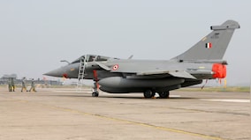 India, France to sign their mega deal for Rafale-Marine fighter jets