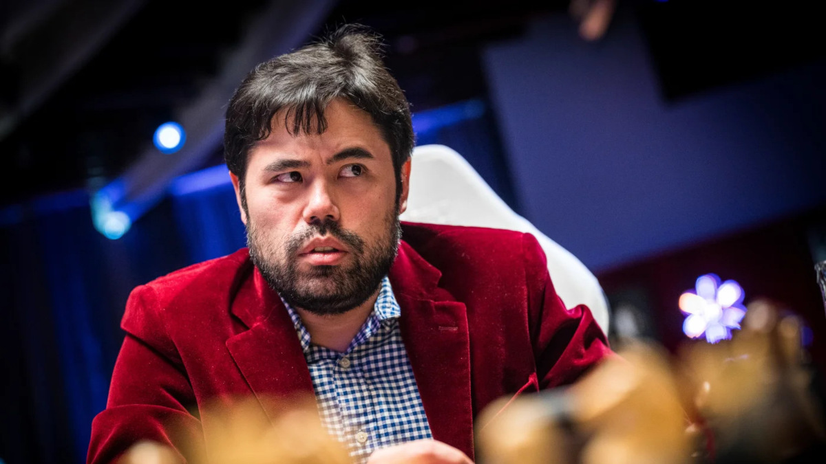 Freestyle Chess Finals Day 1 Highlights: Hikaru blunder allows Carlsen to win Game 1; Arjun goes 1-0 up vs MVL Freestyle Chess Finals Day 1 Highlights: Hikaru blunder allows Carlsen to win Game 1; Arjun goes 1-0 up vs MVL