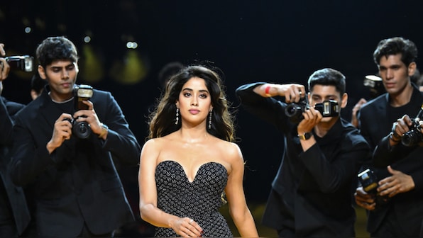 Fashion Police! From Kareena Kapoor to Janhvi Kapoor; how Bollywood rang the death knell for the supermodels | Lakmē Fashion Week 2025
