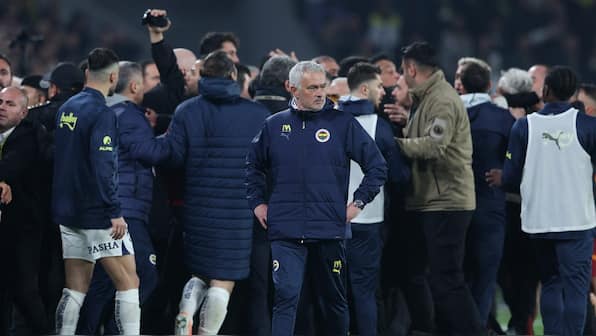 Jose Mourinho pinches nose of Galatasaray manager after Turkish Cup loss marred by clashes between players