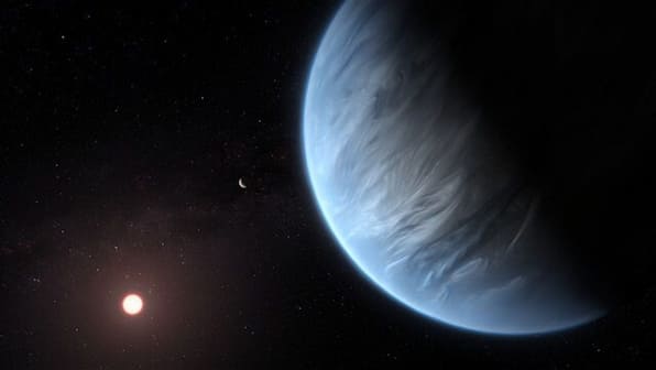 Chemistry of company: Scientists find molecules linked to life on planet 124 light years away