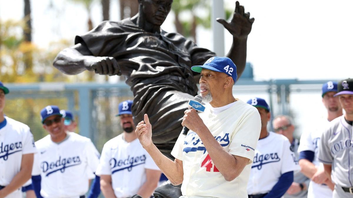 Kareem Abdul-Jabbar speaks during a ceremony honoring Jackie Robinson before the game between the Los Angeles Dodgers and the Colorado Rockies. Image: AFP Kareem Abdul-Jabbar speaks during a ceremony honoring Jackie Robinson before the game between the Los Angeles Dodgers and the Colorado Rockies. Image: AFP