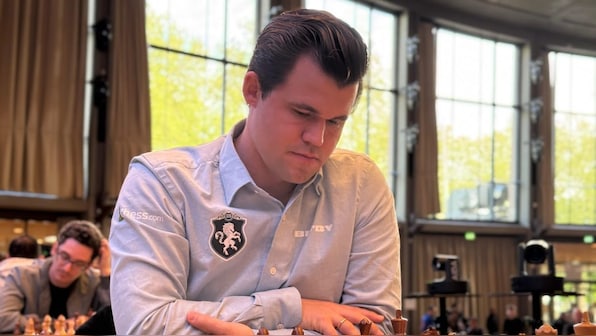 Magnus Carlsen sets new benchmark with 9/9 score at Grenke Chess Freestyle Open; earns new Bobby Fischer comparison