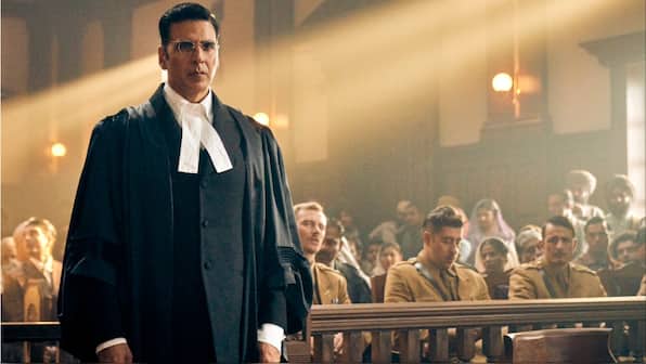 Kesari: Chapter 2: Akshay Kumar receives standing ovation for his impactful portrayal of Justice Chettoor Sankaran Nair - watch video