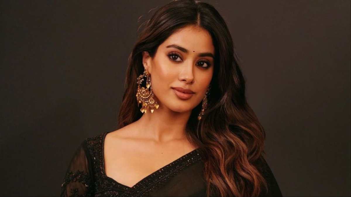 Janhvi Kapoor says men belittle women's period pain, but 'won’t be able to bear' it themselves: 'What kind of nuclear war would break out if...' Janhvi Kapoor says men belittle women's period pain, but 'won’t be able to bear' it themselves: 'What kind of nuclear war would break out if...'
