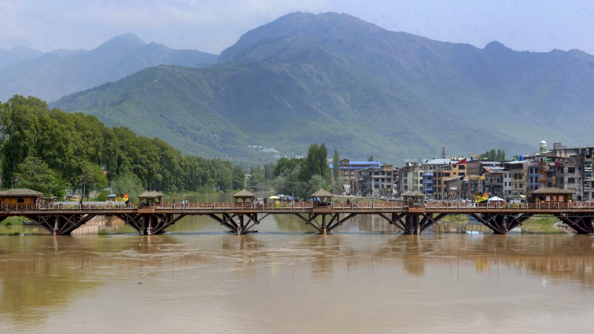 Pahalgam: Panic in PoK after India releases Jhelum water Pahalgam: Panic in PoK after India releases Jhelum water