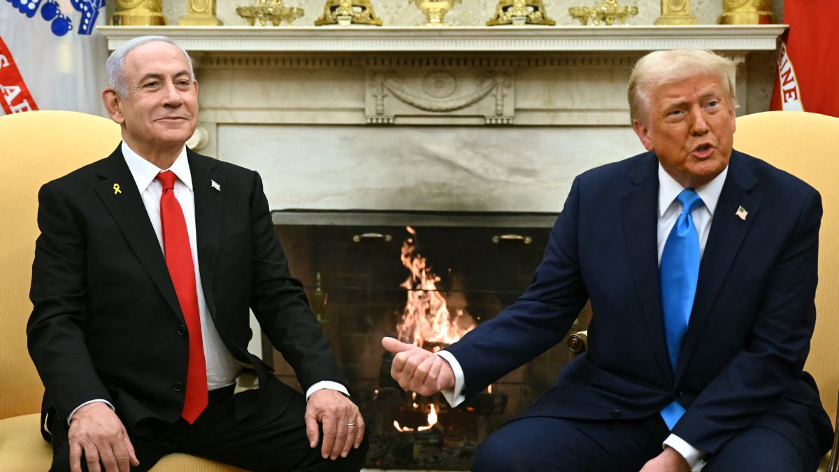 US President Donald Trump (R) meets with Israel's Prime Minister Benjamin Netanyahu in the Oval Office of the White House in Washington, DC, on February 4, 2025. (Photo: AFP) US President Donald Trump (R) meets with Israel's Prime Minister Benjamin Netanyahu in the Oval Office of the White House in Washington, DC, on February 4, 2025. (Photo: AFP)