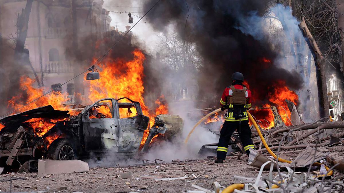 Russian missile strike kills 34, injures nearly 120 in Ukraine’s Sumy Russian missile strike kills 34, injures nearly 120 in Ukraine’s Sumy