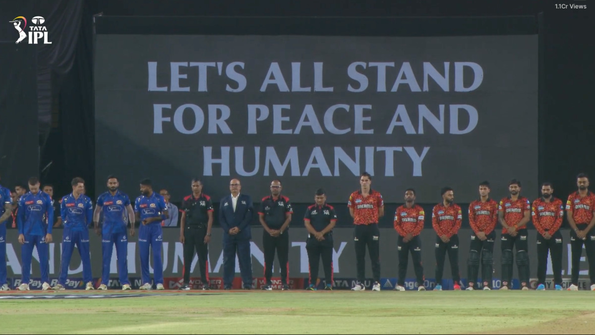 Pahalgam attack: Players wear black armbands, observe minute's silence during SRH-MI match; Pandya, Cummins pay tribute Pahalgam attack: Players wear black armbands, observe minute's silence during SRH-MI match; Pandya, Cummins pay tribute