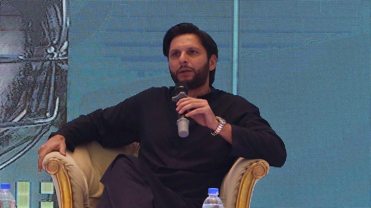 'Konsa nasha karte hai yeh log': Shahid Afridi brutally trolled after 'India is 10 years behind Pakistan' comment 'Konsa nasha karte hai yeh log': Shahid Afridi brutally trolled after 'India is 10 years behind Pakistan' comment