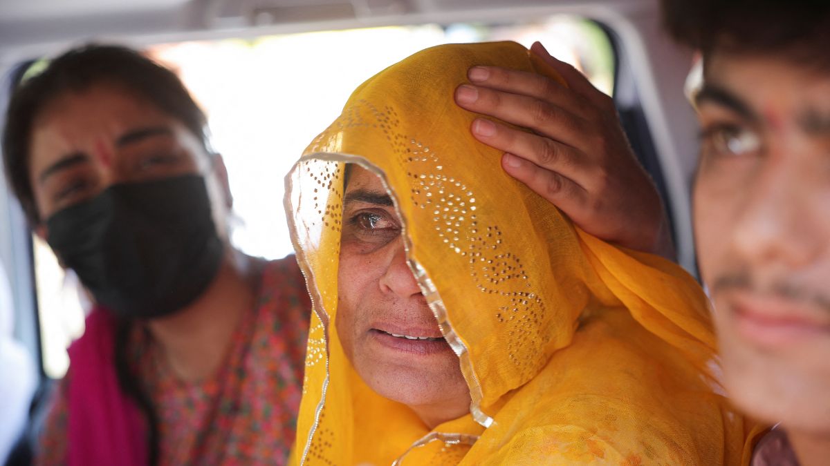 ‘Don’t throw us out’: How shutting Attari border has impacted India, Pakistan civilians ‘Don’t throw us out’: How shutting Attari border has impacted India, Pakistan civilians