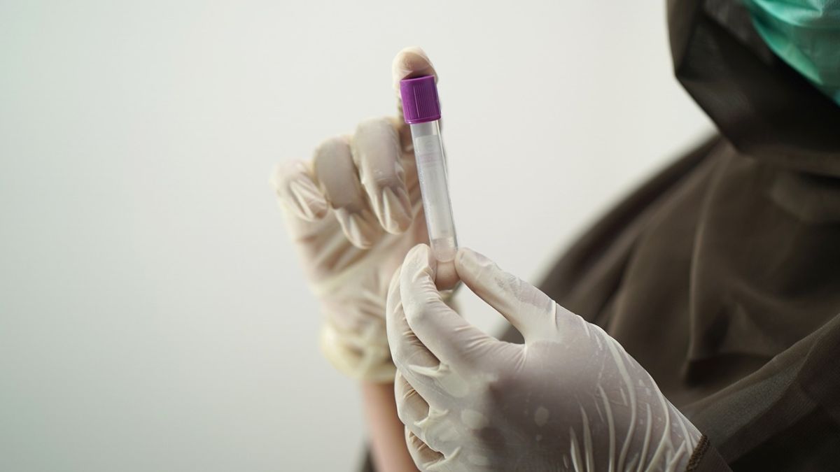 Is Russia facing a mystery ‘Covid-like’ virus that makes patients cough up blood? Is Russia facing a mystery ‘Covid-like’ virus that makes patients cough up blood?