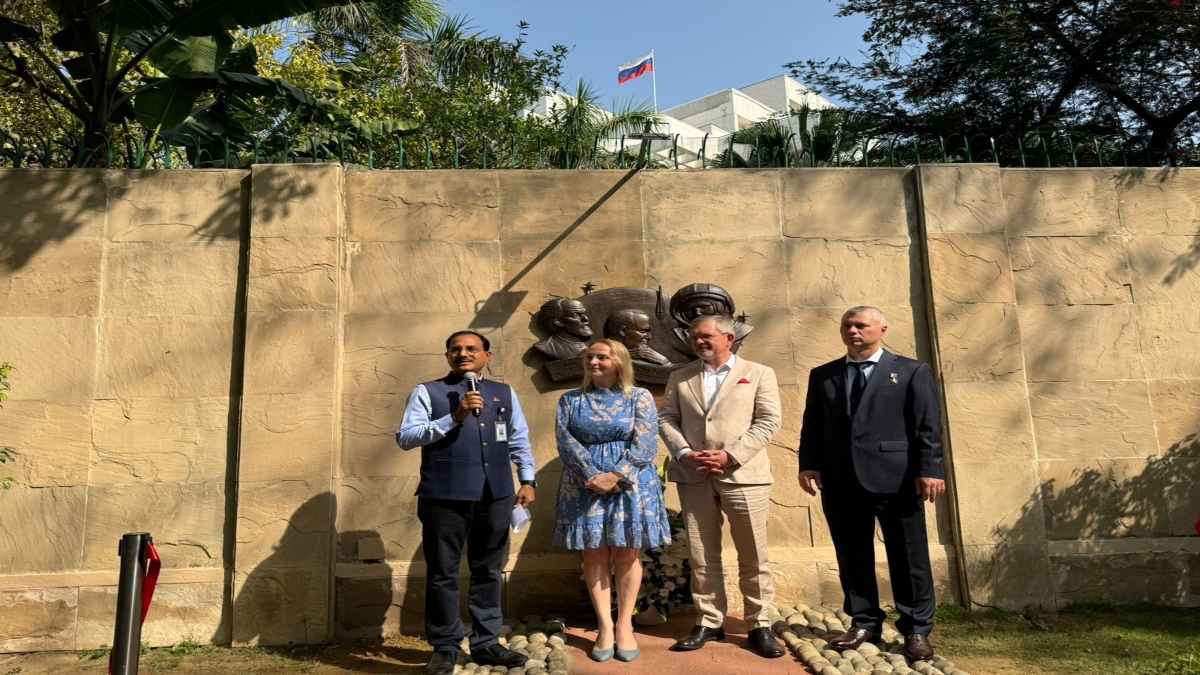 Memorial plaque honouring Yuri Gagarin, other space pioneers from Russia unveiled in Delhi. Source: Russian House Memorial plaque honouring Yuri Gagarin, other space pioneers from Russia unveiled in Delhi. Source: Russian House