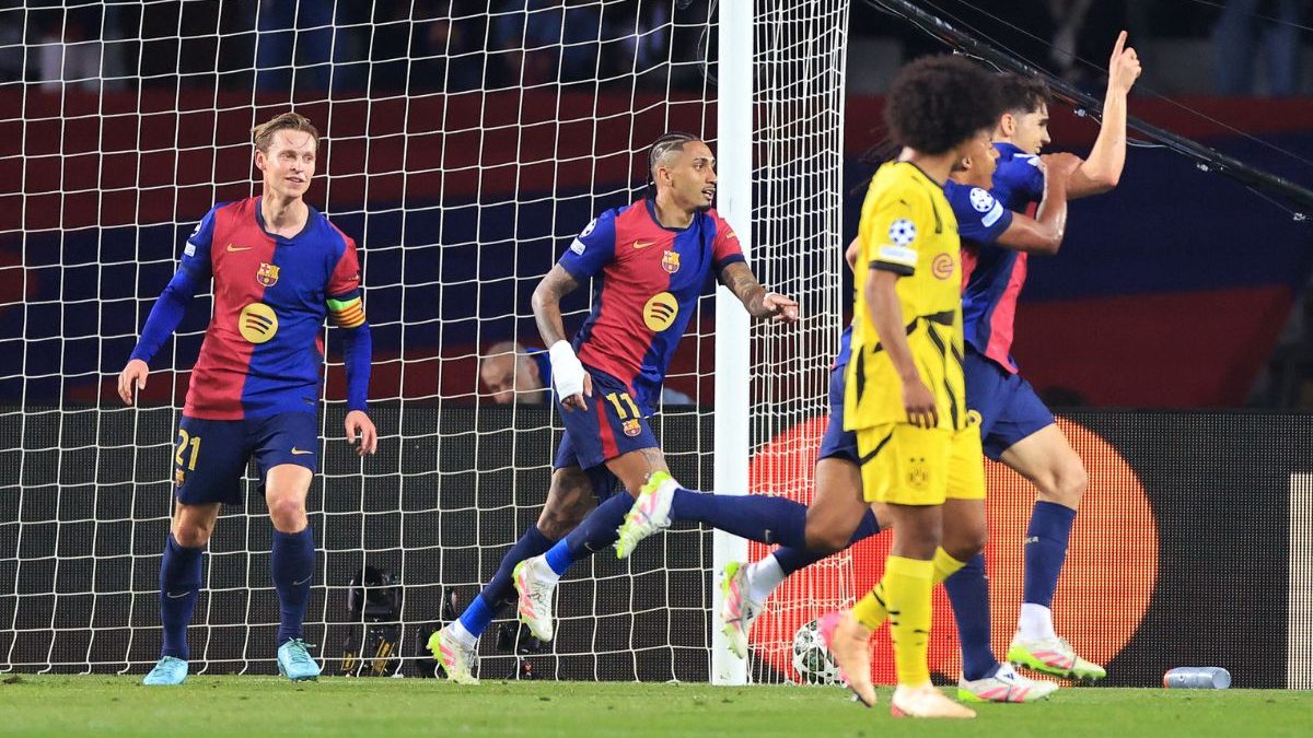 Barcelona against Borussia Dortmund in first leg of UCL quarter-finals. Image: Reuters Barcelona against Borussia Dortmund in first leg of UCL quarter-finals. Image: Reuters