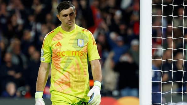 Emi Martinez faces wrath of French fans against PSG after provocative cap sparks uproar