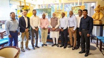 PM Modi met the 1996 World Cup-winning team in Sri Lanka on Saturday. Image: X/Modi