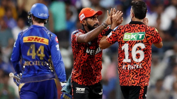 Why MI batter Ryan Rickelton was called back after being dismissed by SRH bowler Zeeshan Ansari?