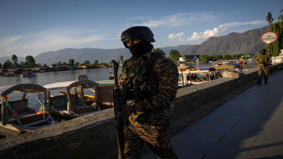 Indian security force personnel patrol on the banks of Dal Lake, after Pahalgam terrorist attack, in Srinagar, Kashmir. Reuters Indian security force personnel patrol on the banks of Dal Lake, after Pahalgam terrorist attack, in Srinagar, Kashmir. Reuters