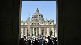 Faithful, pilgrims and media persons gather at St Peter's square following the death of Pope Francis in the Vatican on April 21. Pope Francis died a aged 88, a day after making a much hoped-for appearance at Saint Peter's Square on Easter Sunday. After nine days of mourning, the process the elect the next Pope will begin. AFP