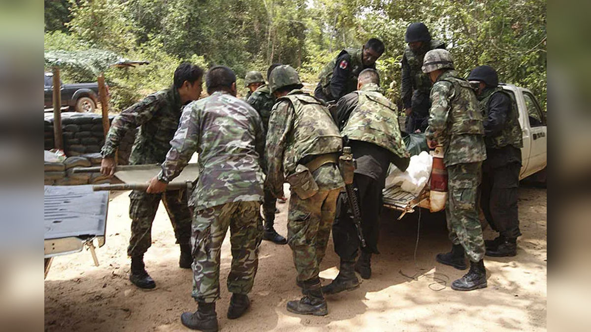 Cambodia, Thailand agree to withdraw troops after deadly border clash Cambodia, Thailand agree to withdraw troops after deadly border clash