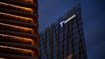 The logo of Spanish telecom company Telefonica. File image/ Reuters