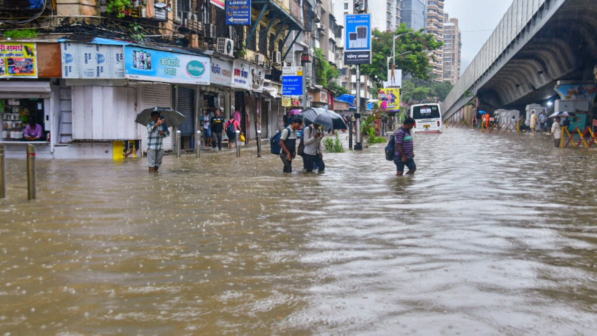 Mumbai logs heaviest rain in 107 years as monsoon arrives 16 days early Mumbai logs heaviest rain in 107 years as monsoon arrives 16 days early