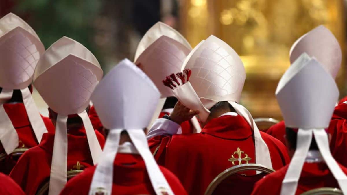 Nearly 4,400 people abused by priests in Italy since 2020, rights group says