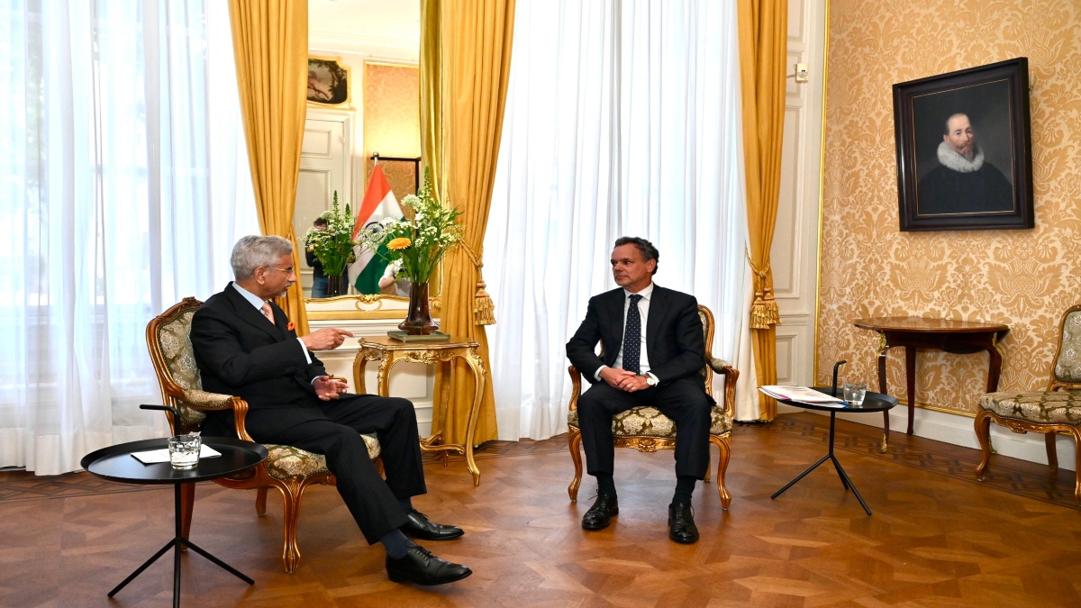 Jaishankar meets Dutch FM in The Hague, receives strong backing against terrorism Jaishankar meets Dutch FM in The Hague, receives strong backing against terrorism