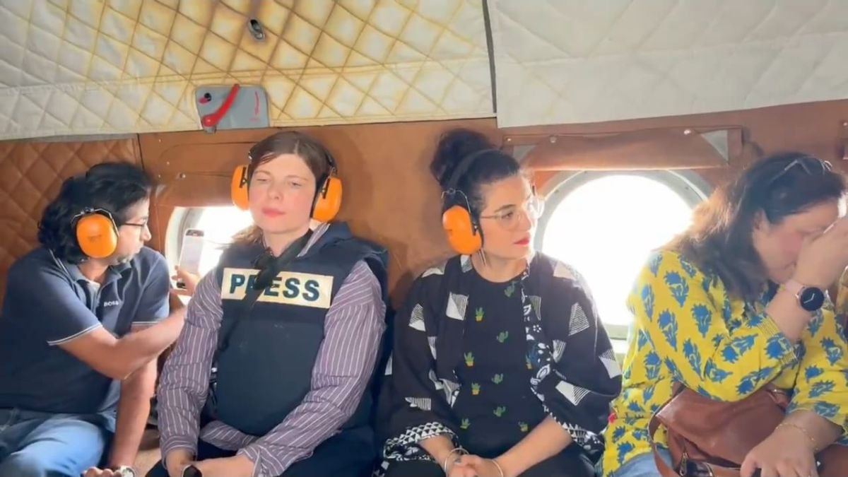 Pakistan takes foreign media to LoC days after 'clearing' terror camps Pakistan takes foreign media to LoC days after 'clearing' terror camps