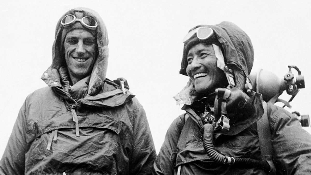 Edmund Hillary (left) and Sherpa Tenzing Norgay (right) reached the 29,035-foot summit of Everest on May 29, 1953, becoming the first people to stand atop the world's highest mountain. File image/AP Edmund Hillary (left) and Sherpa Tenzing Norgay (right) reached the 29,035-foot summit of Everest on May 29, 1953, becoming the first people to stand atop the world's highest mountain. File image/AP