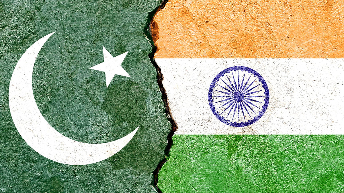 Several signs suggest that India could be preparing for a strike against Pakistan. Shutterstock Several signs suggest that India could be preparing for a strike against Pakistan. Shutterstock