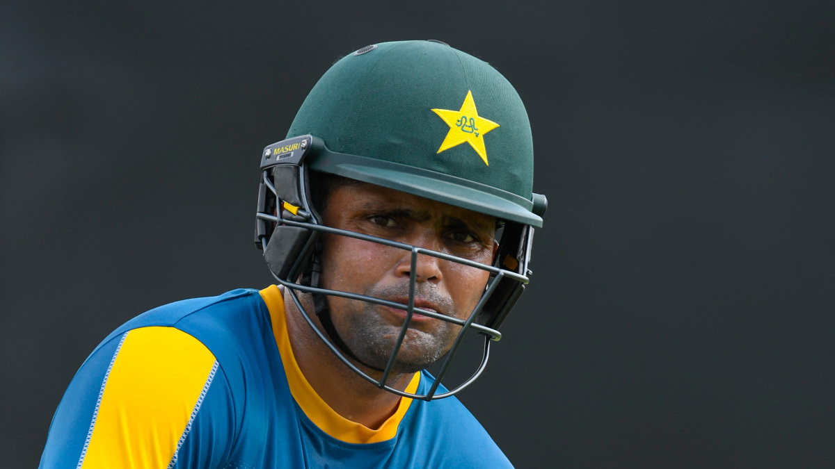 Pakistan cricketer Akmal makes provocative statement on PM Modi: 'One person putting India on the line for his politics’ Pakistan cricketer Akmal makes provocative statement on PM Modi: 'One person putting India on the line for his politics’