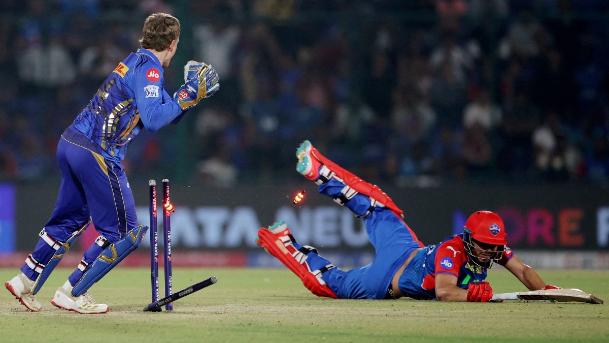 MI vs DC Rain: Check out IPL 205 playing conditions. Image: Reuters
MI vs DC Rain: Check out IPL 205 playing conditions. Image: Reuters