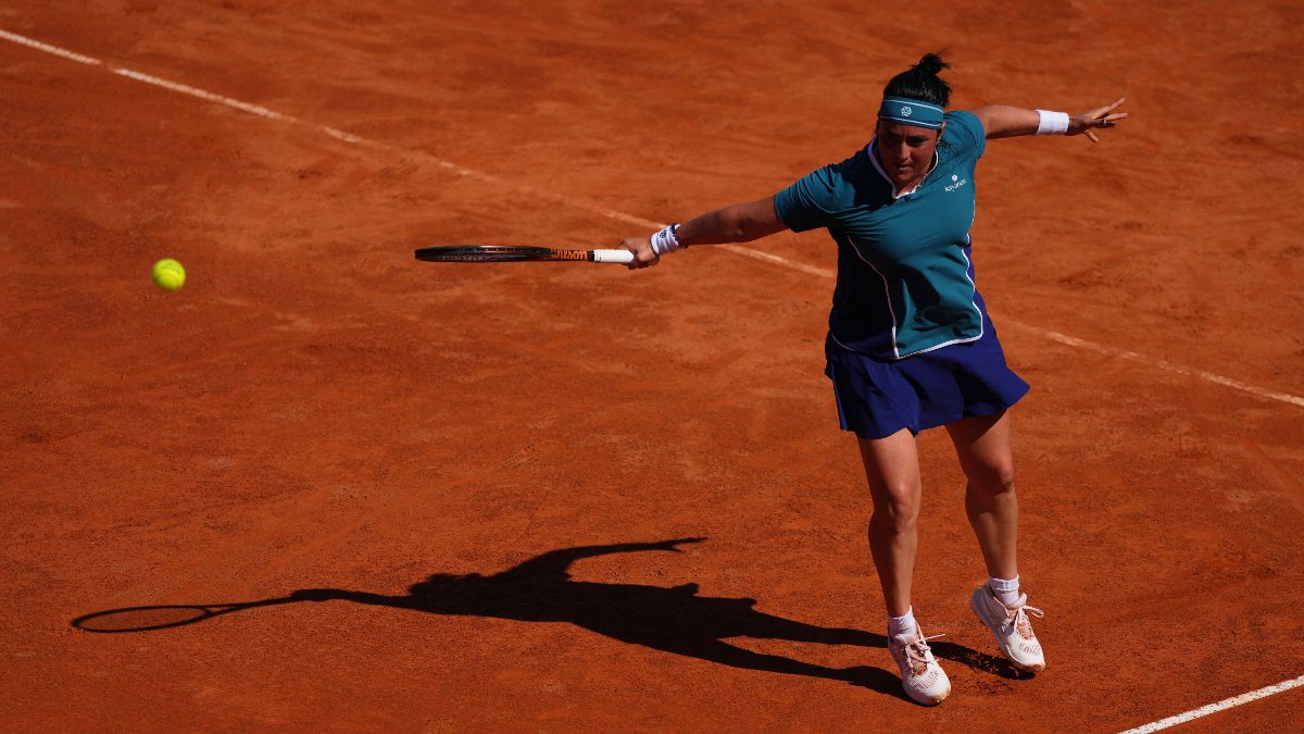 Ons Jabeur criticised French Open for the lack of women's matches in night sessions, adding that probably 'they don't have daughters'. Image: Reuters Ons Jabeur criticised French Open for the lack of women's matches in night sessions, adding that probably 'they don't have daughters'. Image: Reuters