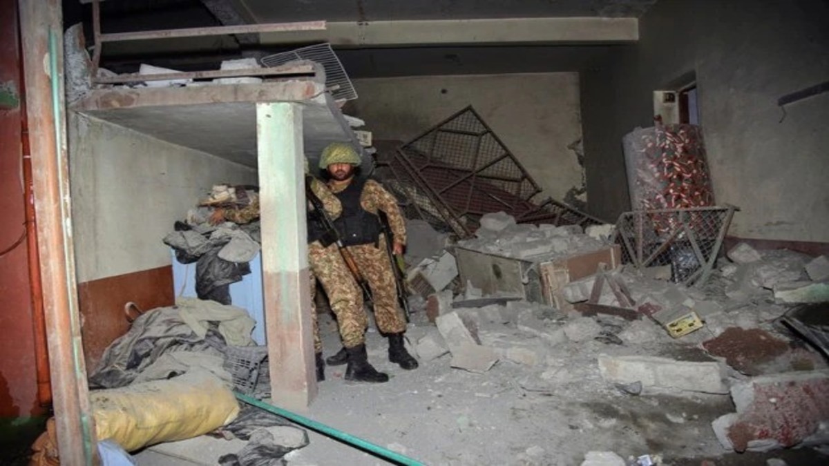 A Pakistani Army soldier examines a building damaged by missile attack carried out by Indian armed forces in PoK's Muzaffarabad. Image: AP Photo A Pakistani Army soldier examines a building damaged by missile attack carried out by Indian armed forces in PoK's Muzaffarabad. Image: AP Photo