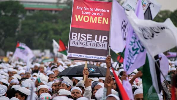 Bangladesh: Islamist group rallies in Dhaka, calls for abolition of women’s reform commission