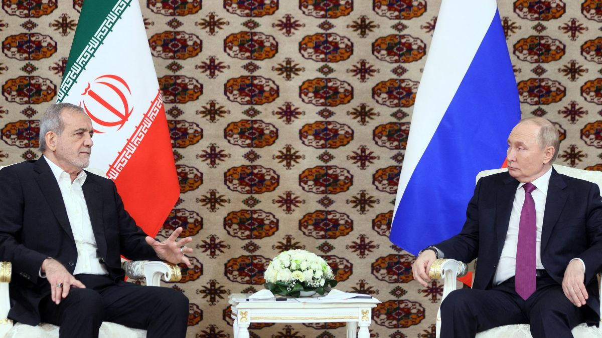 Putin backs 'fair' US-Iran nuclear deal, offers Russia’s help in talks Putin backs 'fair' US-Iran nuclear deal, offers Russia’s help in talks