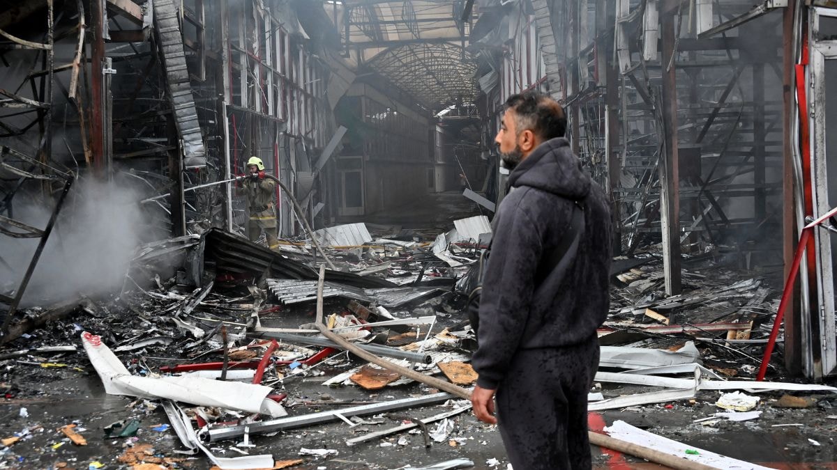 Russia, Ukraine exchange 205 prisoners of war each as ceasefire talks loom
