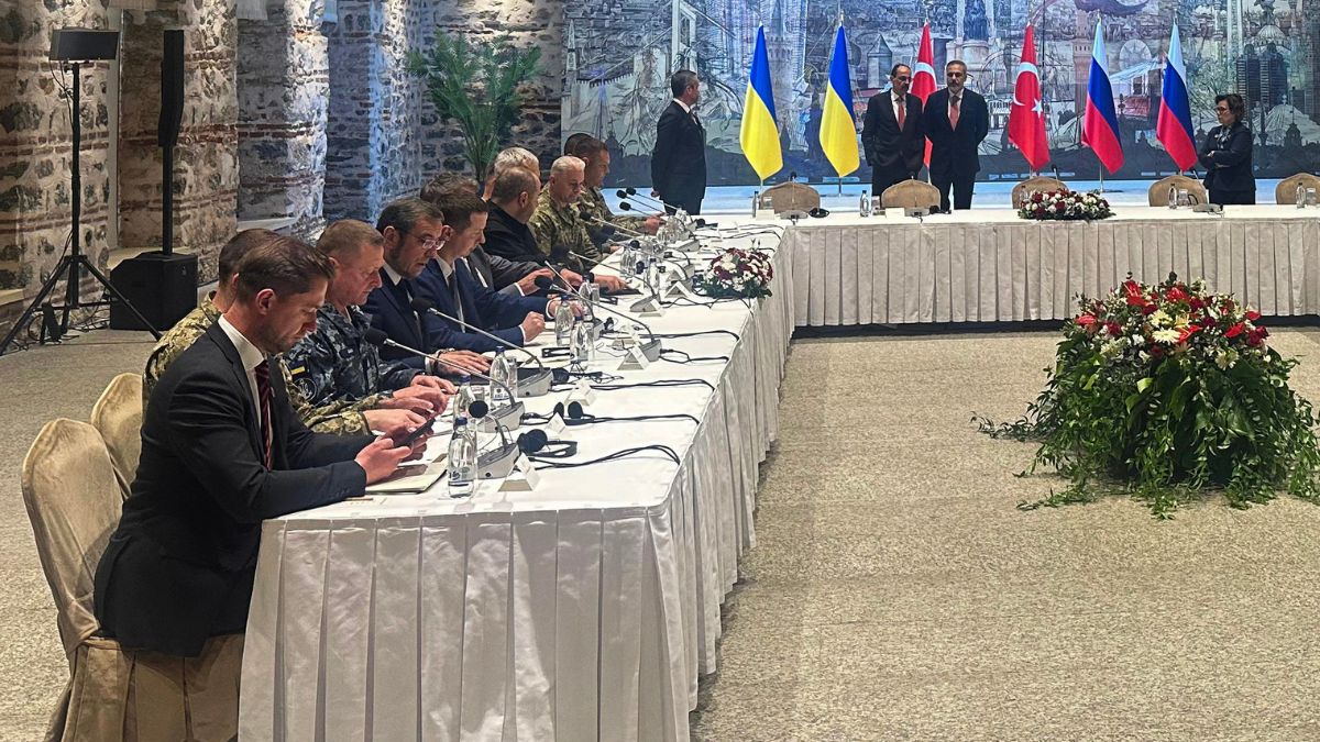 Ceasefire talks stall as Russia demands Ukraine cede more territory during talks: Report Ceasefire talks stall as Russia demands Ukraine cede more territory during talks: Report