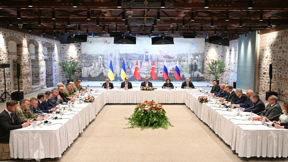 Russian and Ukrainian delegations attend talks at the Dolmabache palace, in Istanbul, Turkey, on Friday. AP File Russian and Ukrainian delegations attend talks at the Dolmabache palace, in Istanbul, Turkey, on Friday. AP File