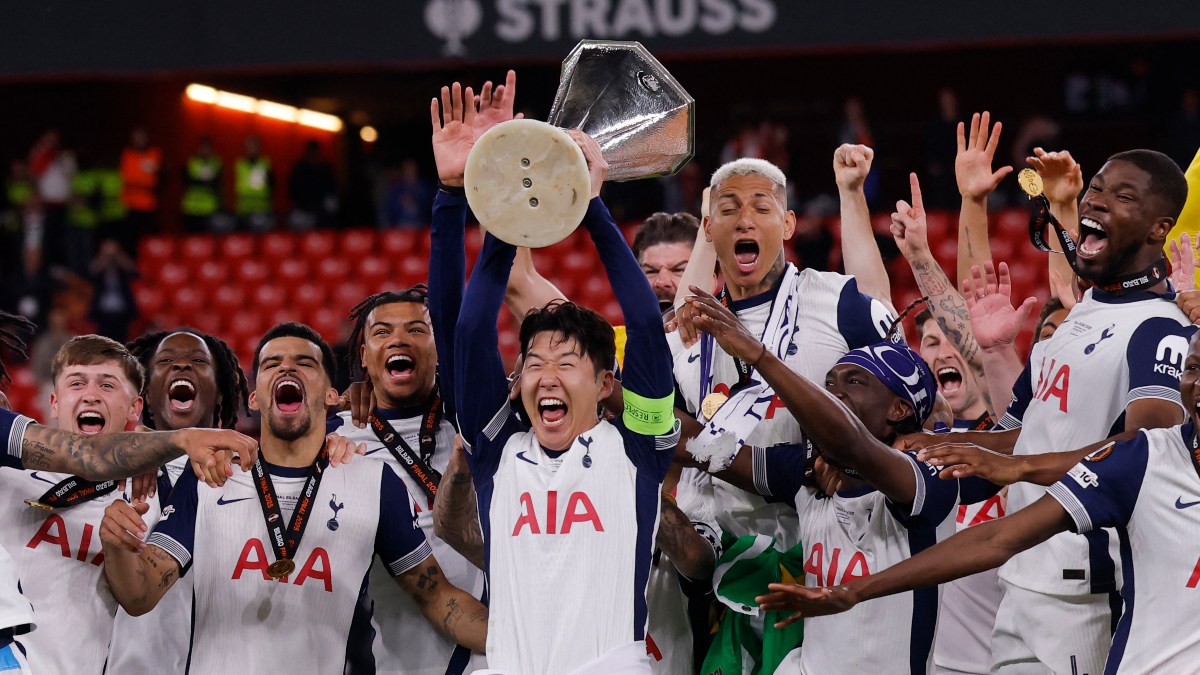 Europa League Final: Johnson the hero as Tottenham Hotspur defeat Manchester United to end 17-year trophy drought Europa League Final: Johnson the hero as Tottenham Hotspur defeat Manchester United to end 17-year trophy drought