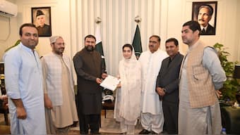 On Monday, Kashish and her father, Girdhari Lal, met Balochistan Chief Minister Sarfaraz Bugti in Quetta. Image: X/@dpr_gob
