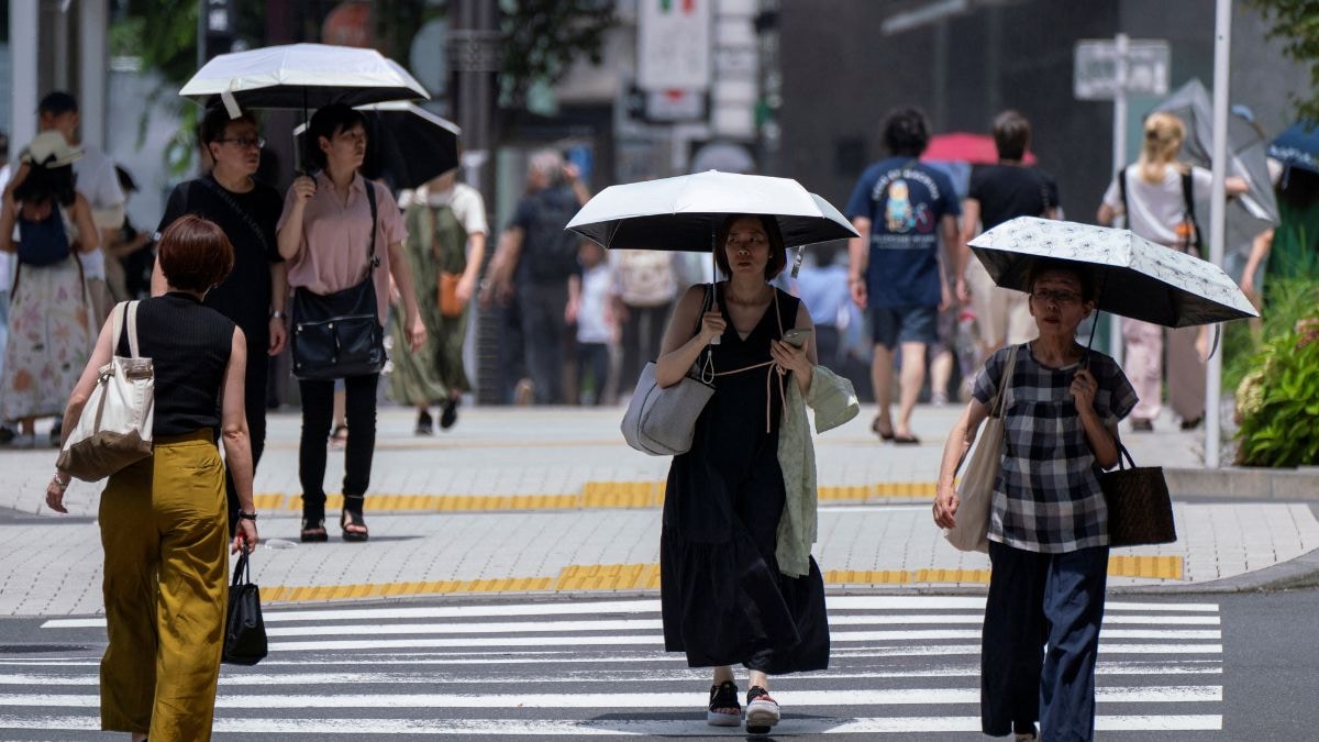 Tokyo waives water fees to help residents beat the heat