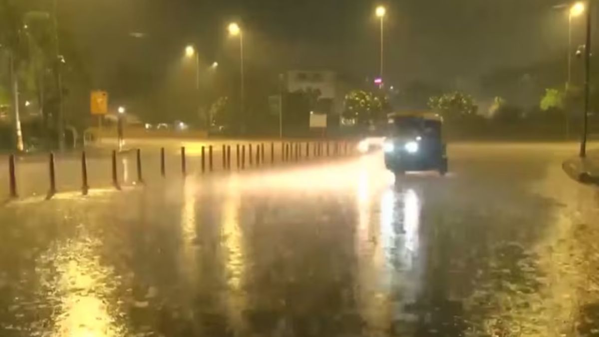 Many areas in the national capital saw heavy waterlogging. Image: News18
Many areas in the national capital saw heavy waterlogging. Image: News18