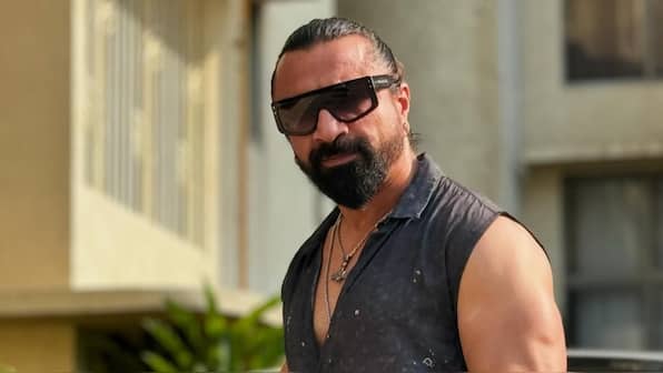 FIR against ex-Bigg Boss contestant Ajaz Khan for pressuring women contestants into performing intimate acts on his OTT show 'House Arrest', CEO of the app summoned