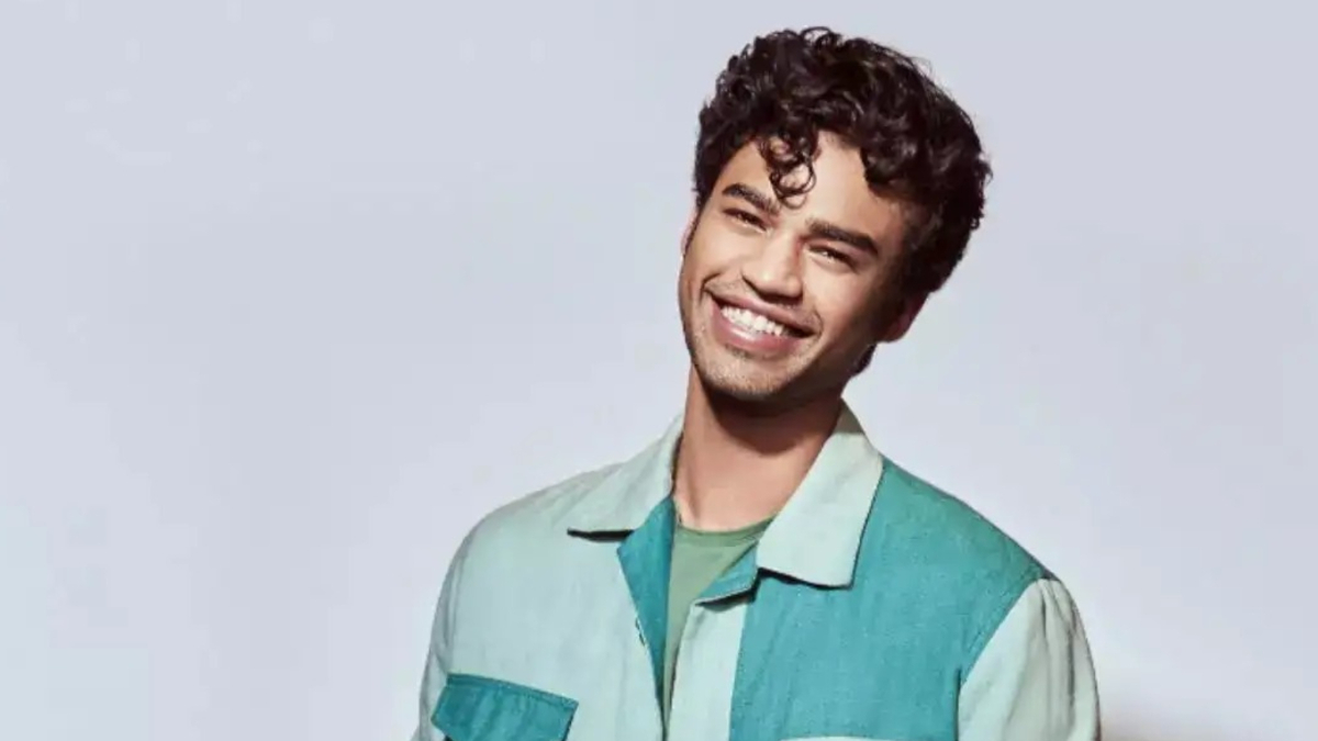 Irrfan Khan's son Babil Khan quits this director's film post viral video slamming Bollywood, says 'Unfortunately, due to...' Irrfan Khan's son Babil Khan quits this director's film post viral video slamming Bollywood, says 'Unfortunately, due to...'